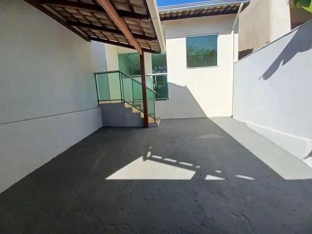 Imagem: Casa com 3 Dormitórios À Venda em Ibirité