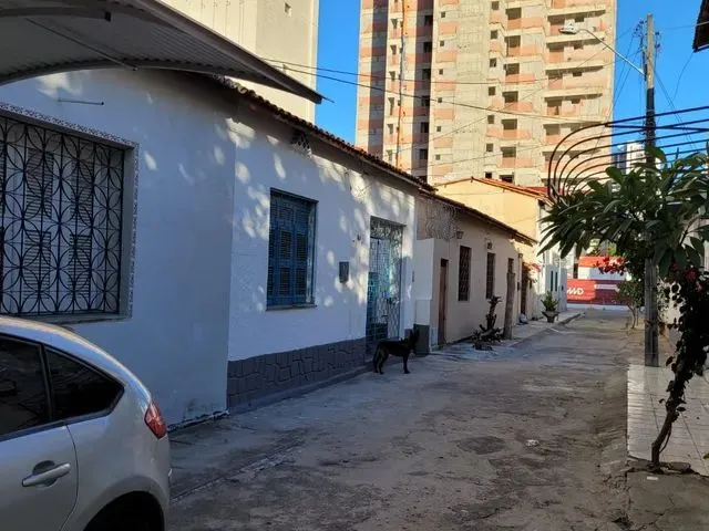 Imagem: Alugo Casa Meireles