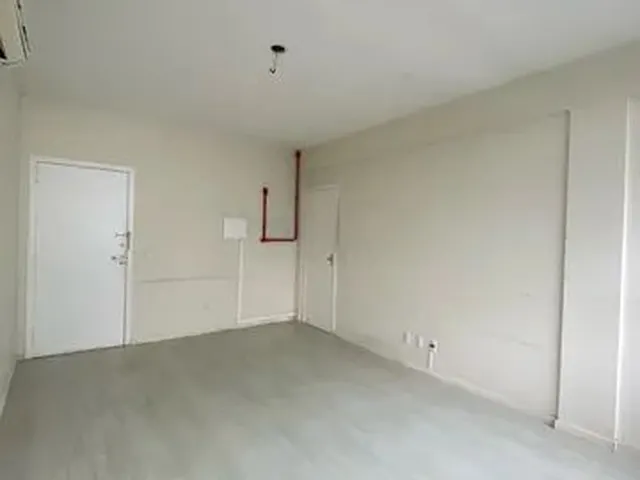 Imagem 10: Aluga-Se Apartamento Grande Centro Blumenau!