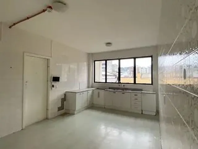 Imagem 5: Aluga-Se Apartamento Grande Centro Blumenau!