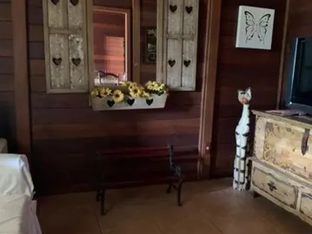 Imagem 6: Casa Mobiliada de Madeira no Canto das Águas / Cod:(26