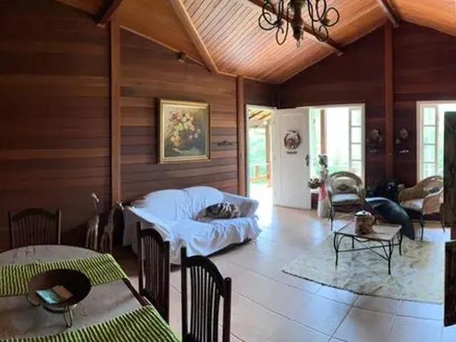 Imagem 11: Casa Mobiliada de Madeira no Canto das Águas / Cod:(26