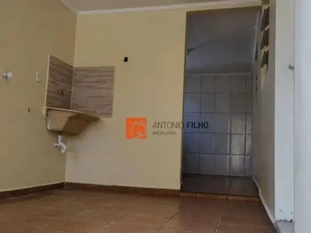 Imagem 4: Casa com 2 Dormitórios para Alugar por R$ 1.400/Mês - Taguatinga Norte - Taguatinga/Df