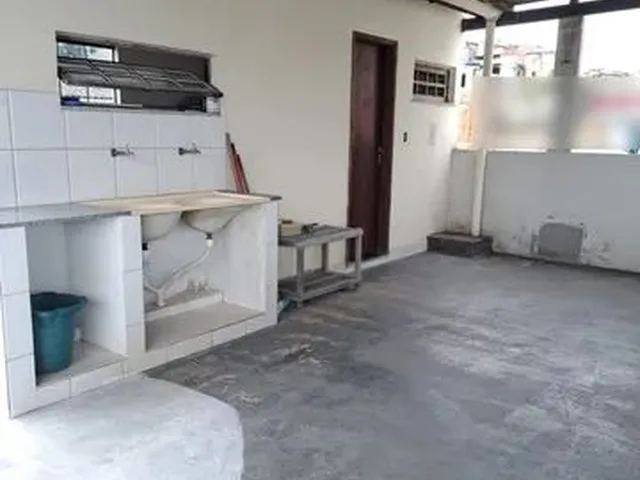 Imagem: O apartamento possui 2 Dormitórios, 1 Banheiro, 1 Vaga na
