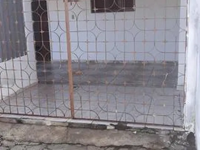 Imagem: Bela Casa a Poucos Metros da Principal!