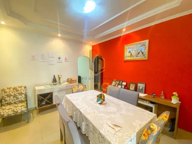 Imagem 1: Casa com 3 Dormitórios para Alugar em Contagem