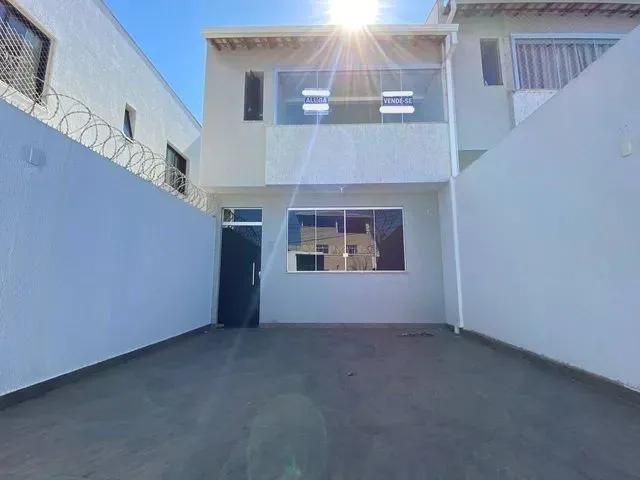 Imagem: Casa com 3 Dormitórios para Alugar em Belo