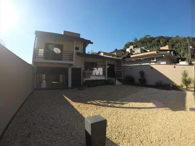 Imagem: Casa para Aluguel, 4 Quartos, 1 Suíte