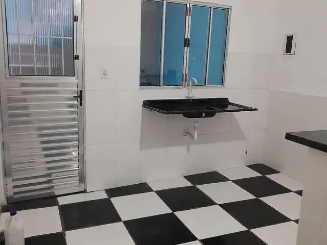 Imagem 13: Aluga Se Leia o Anúncios