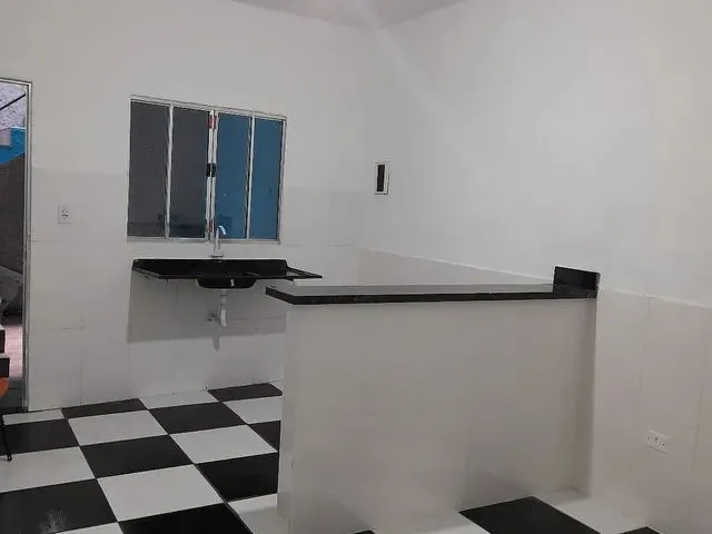 Imagem 5: Aluga Se Leia o Anúncios