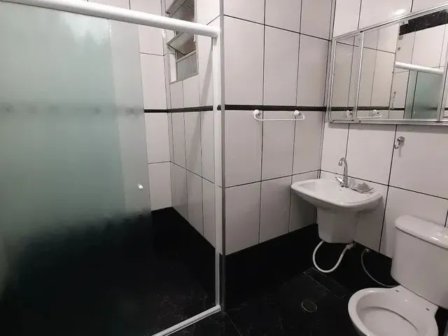 Imagem 6: Aluga Se Leia o Anúncios
