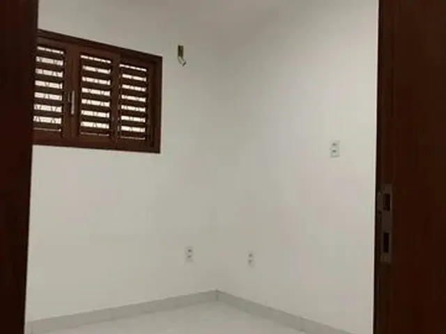 Imagem 11: Casa para Venda com 4 Quartos em Candelária - Natal - Rn