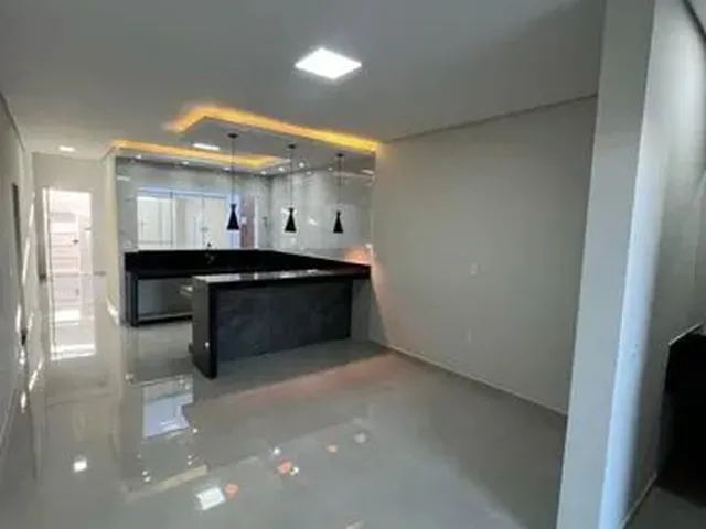 Imagem 3: Casa com 3 Dormitórios À Venda em Varginha