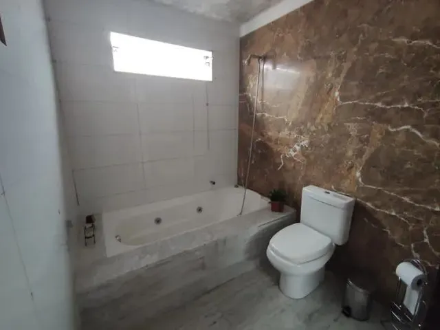 Imagem 9: Gar- Casa Muito Ampla 3 Quartos com Suíte em Helio Ferraz