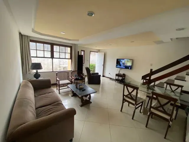 Imagem: Vilage 3/4 Dependência 157 Mts Duplex