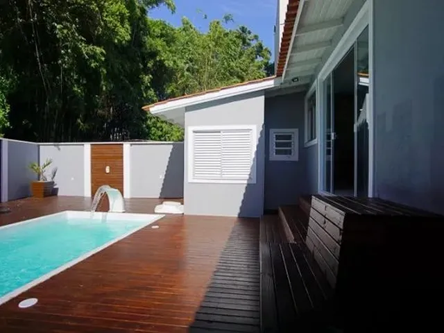 Imagem: Linda Casa com Piscina 3 Dormitórios Sendo
