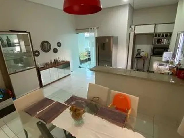 Imagem 4: Bosque Tarumã, Excelente Casa Térrea, 2 Suítes + 1 Quarto, Escritório, Piscina