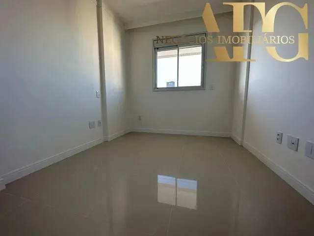 Imagem 3: Apartamento À Venda no Bairro Campinas em São José/Sc - 3 Dormitórios, 2 Suítes, 3