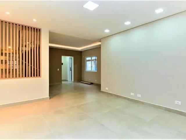 Imagem 3: Vendo Sobrado no Cabral R$ 1.600.000,00