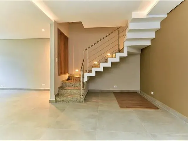 Imagem 4: Vendo Sobrado no Cabral R$ 1.600.000,00