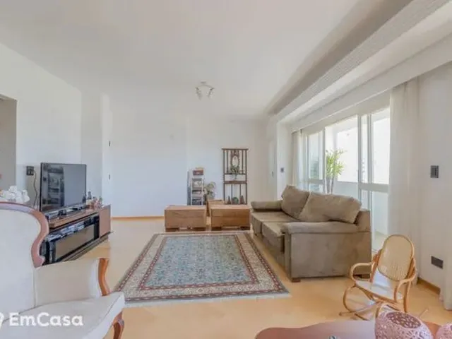 Imagem: O apartamento possui 4 Dormitórios, 4 Banheiros, 4 Vagas