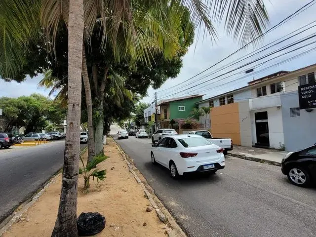 Imagem 3: Kitnet/Conjugado para Aluguel Possui 35 Metros Quadrados com 1 Quarto em Capim Macio - Nat
