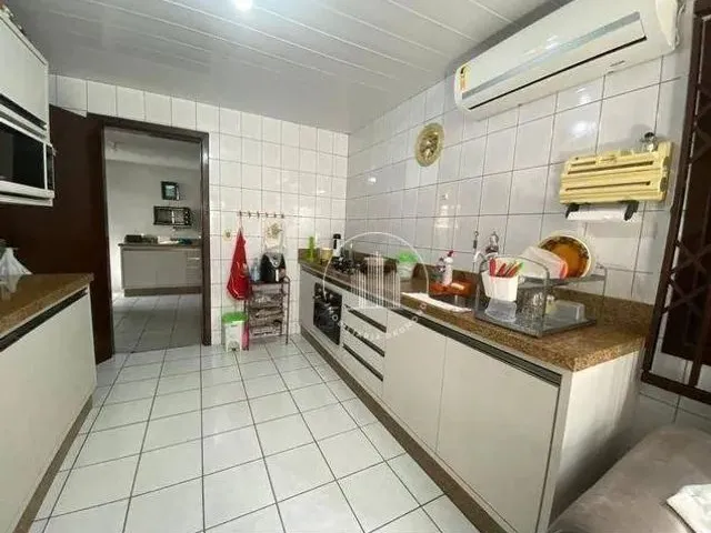 Imagem 3: Casa com 2 Dormitórios À Venda, 100 M² por R$ 398.000,00 - Capoeiras
