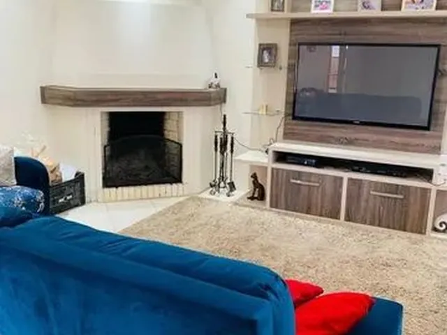 Imagem 5: Casa para Venda - 720M², 3 Dormitórios, Sendo 1 Suites, 3 Vagas - Condado de Castella