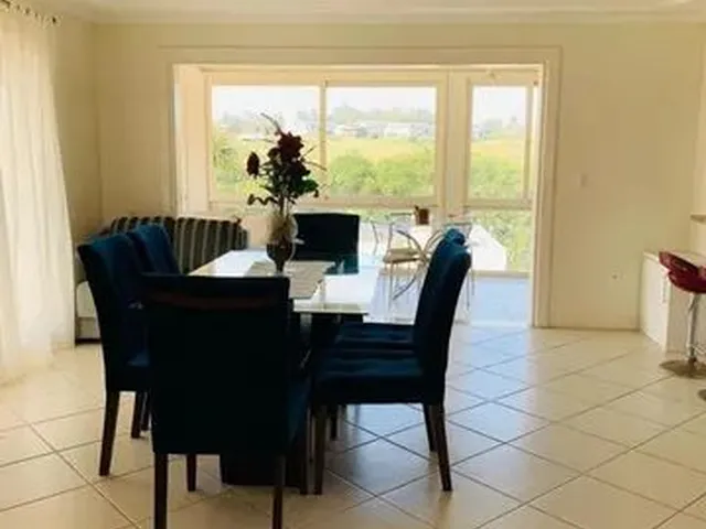 Imagem 2: Casa para Venda - 720M², 3 Dormitórios, Sendo 1 Suites, 3 Vagas - Condado de Castella