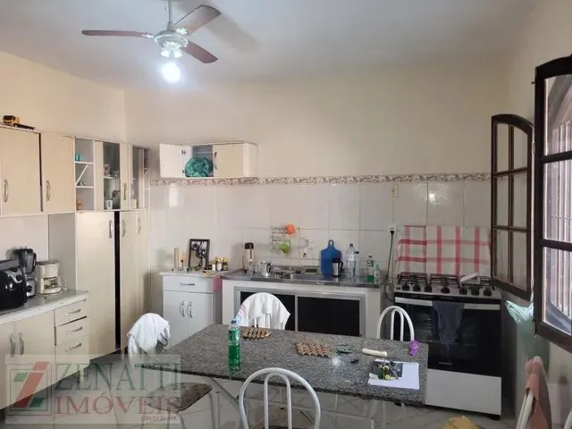 Imagem 8: Casa para Venda em Angra dos Reis, Nova Angra (Cunhambebe), 3 Dormitórios, 2 Suítes, 4