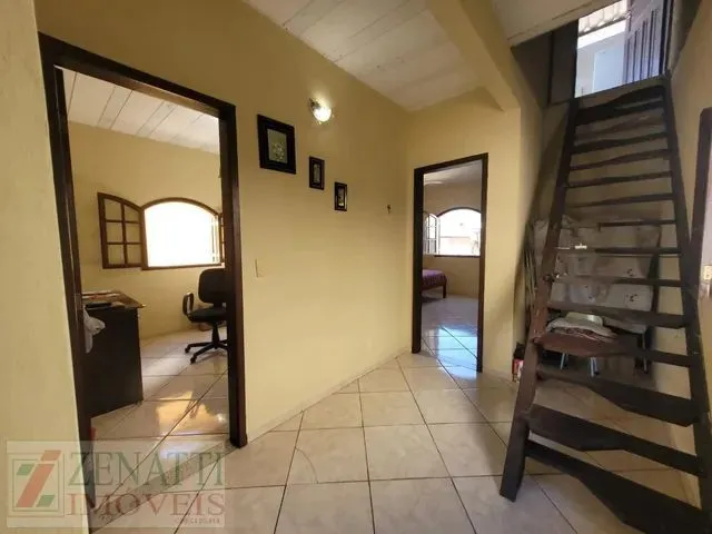 Imagem 12: Casa para Venda em Angra dos Reis, Nova Angra (Cunhambebe), 3 Dormitórios, 2 Suítes, 4