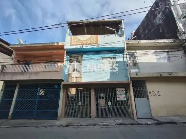 Imagem: A casa possui 2 Dormitórios, 1 Suíte, 2 Banheiros, 1 Vaga