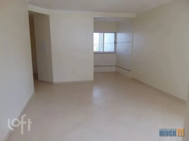 Imagem: O apartamento possui 2 Dormitórios, 1 Suíte, 2 Banheiros,