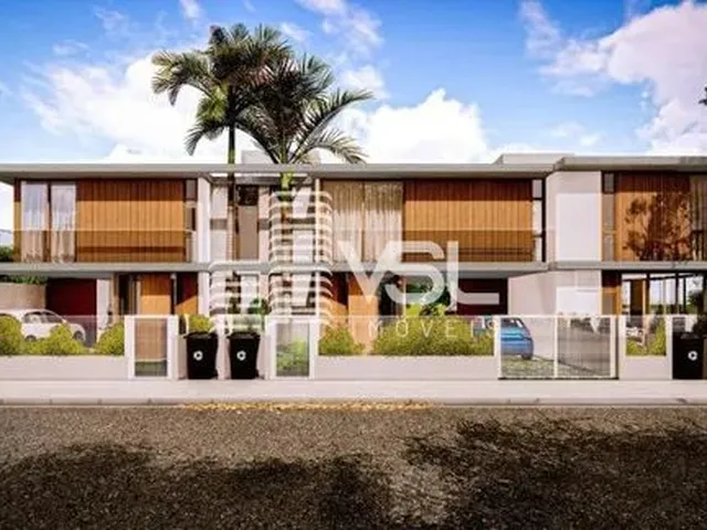 Imagem: Casa com 3 Suítes e Duas Garagens, Loteamento