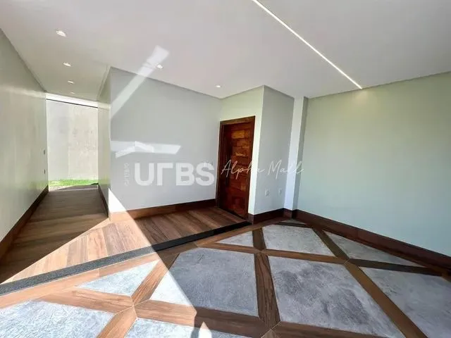 Imagem 13: 0 - Sobrado 4 Quartos, Sendo 4 Suítes