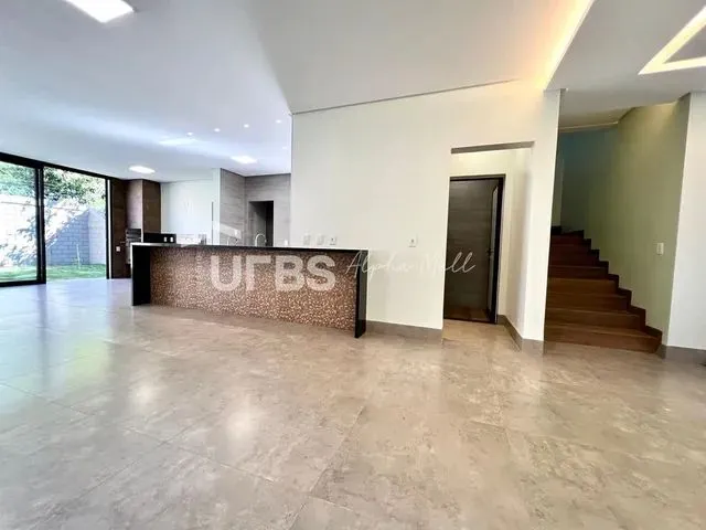 Imagem 4: 0 - Sobrado 4 Quartos, Sendo 4 Suítes