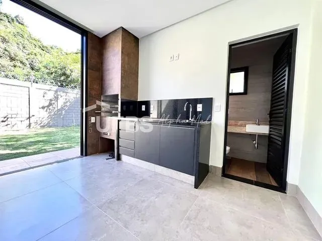 Imagem 16: 0 - Sobrado 4 Quartos, Sendo 4 Suítes