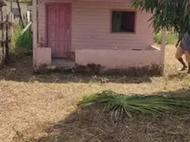 Imagem: A casa possui 1 Dormitório, 1 Banheiro, 3 Vagas na