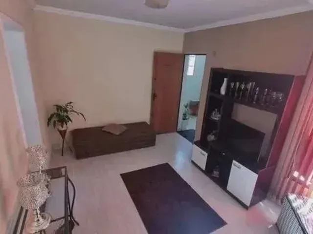 Imagem 3: Casa para Venda com 130 Metros Quadrados com 3 Quartos em Castanheira - Belém