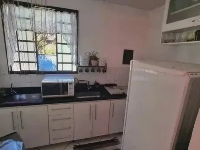 Imagem 6: Casa para Venda com 130 Metros Quadrados com 3 Quartos em Castanheira - Belém