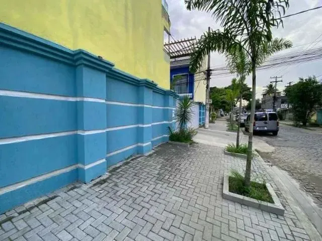 Imagem 12: Vendo Excelente Triplex com Garagem em Condomínio Fechado Bem no Centro de Realengo Rj