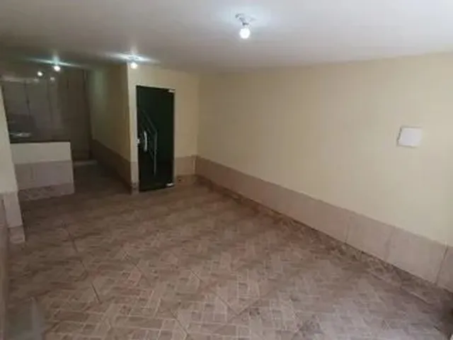 Imagem 5: Vendo Excelente Triplex com Garagem em Condomínio Fechado Bem no Centro de Realengo Rj