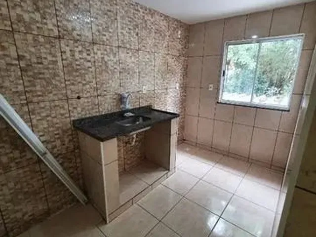 Imagem 2: Vendo Excelente Triplex com Garagem em Condomínio Fechado Bem no Centro de Realengo Rj
