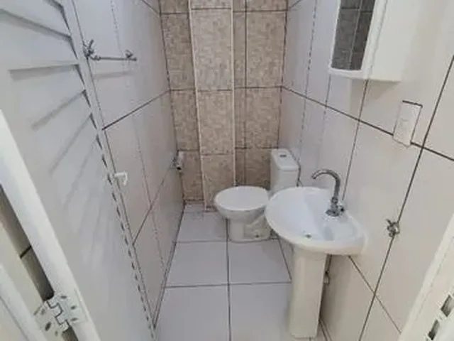 Imagem 3: Vendo Excelente Triplex com Garagem em Condomínio Fechado Bem no Centro de Realengo Rj