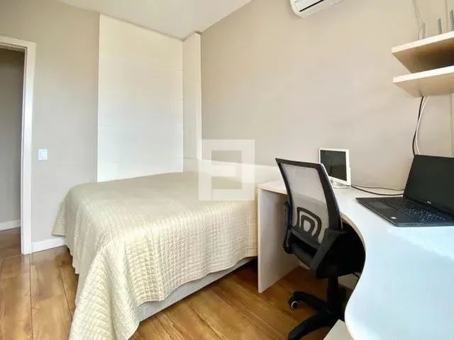 Imagem 15: Apartamento para Venda em Florianópolis, Canto, 3 Dormitórios, 1 Suíte, 2 Banheiros, 2
