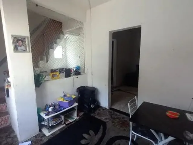 Imagem: Casa Duplex Cascadura Condomínio Fechado