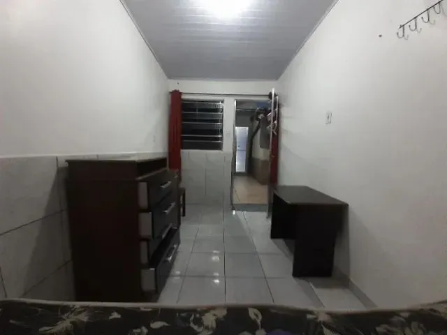 Imagem: Quarto para Uma Pessoa Água e Luz Incluso
