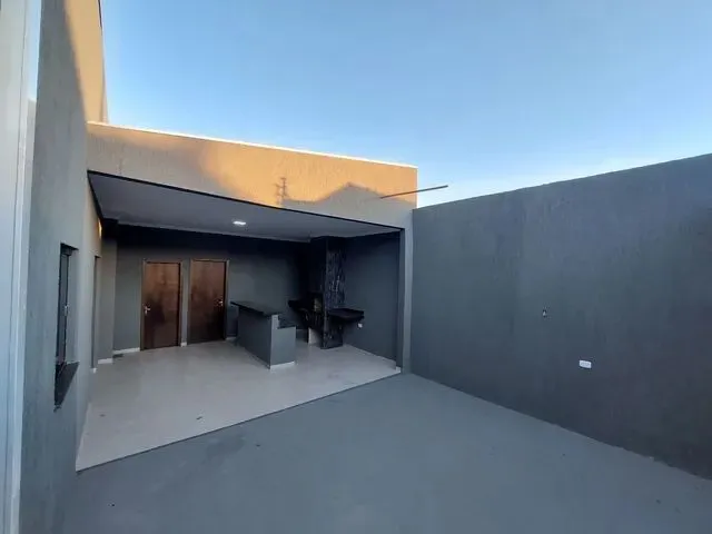 Imagem 2: Casa Nova, Excelente Localização, Ótima para Quem Tem Crianças