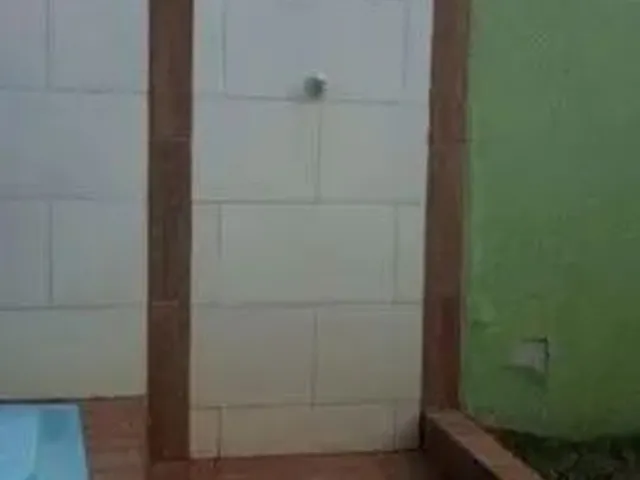 Imagem 3: Casa para Venda Possui 130 Metros Quadrados com 3 Quartos em Guamá - Belém