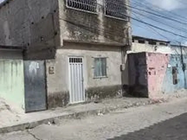 Imagem: Vende-Se Casa no Baixo